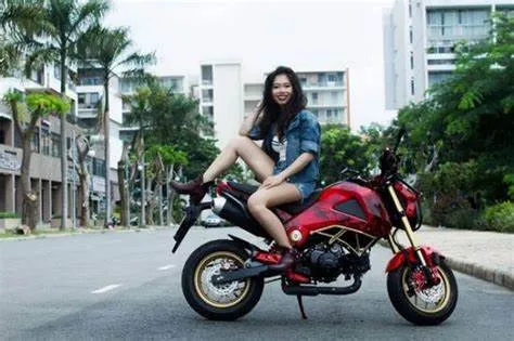 Lời Khuyên Chân Thành Khi Chọn Mua Xe Moto Cho Nữ Giới