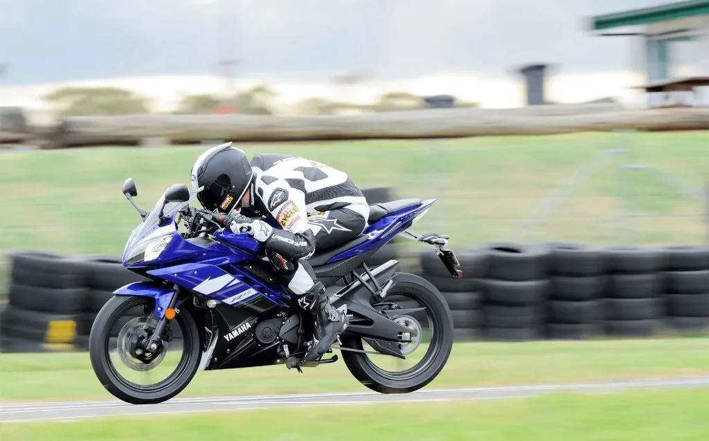 Những mẫu moto côn tay và tự động phổ biến trên thị trường