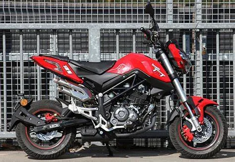 Tại Sao Việc Chọn Xe Moto Phù Hợp Với Nữ Giới Lại Quan Trọng?