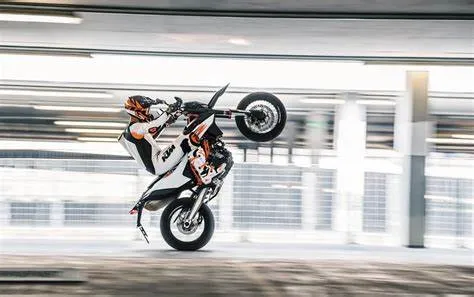 Xe Moto Cào Cào (Dirt Bike) là Gì?