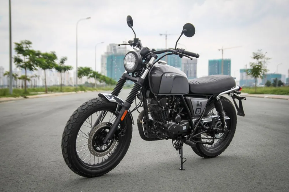 moto cổ điển và phong cách retro