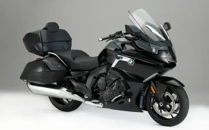 moto touring là gì